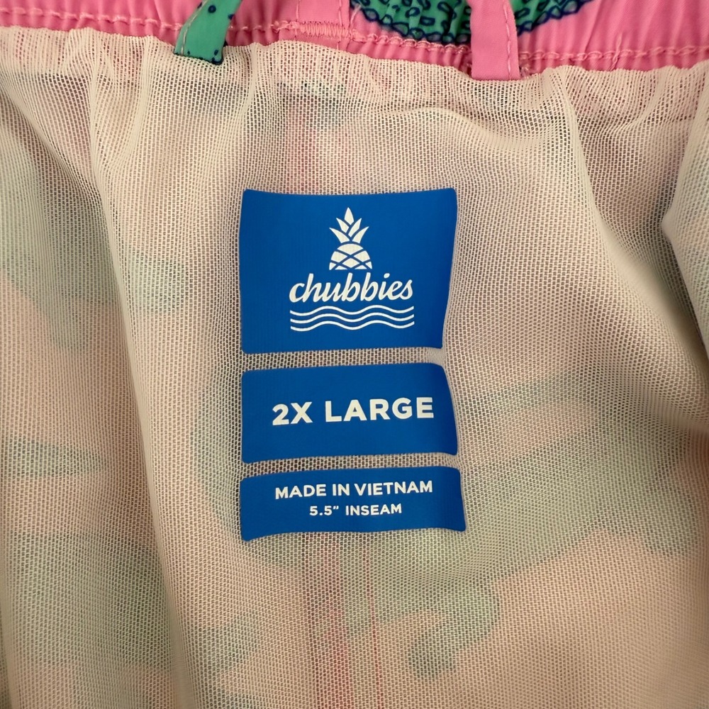Chubbies Mens 2XL 5.5‎ in Inseam Alligator Print Swim Trunks Shorts Pink Green - Picture 6 of 6